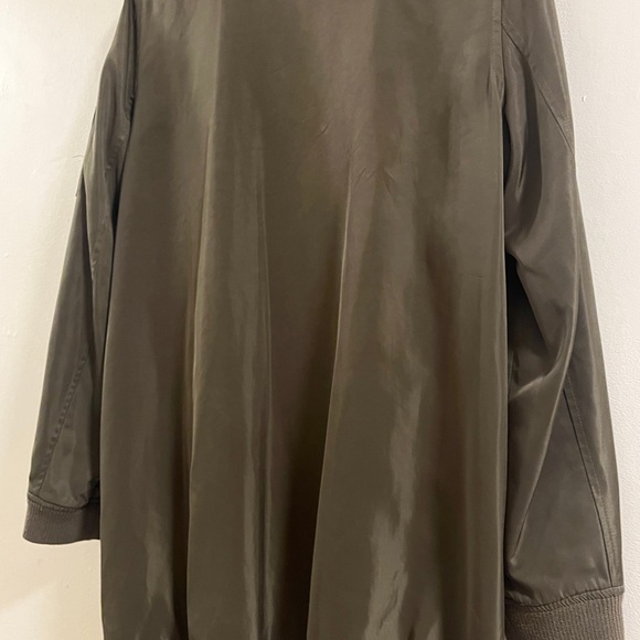 olive green jacket with orange inside - Picture 6 of 7